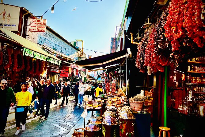 Istanbul Guided Street Food Tour Around European and Asian Sides - Eating through Kadıköy Market