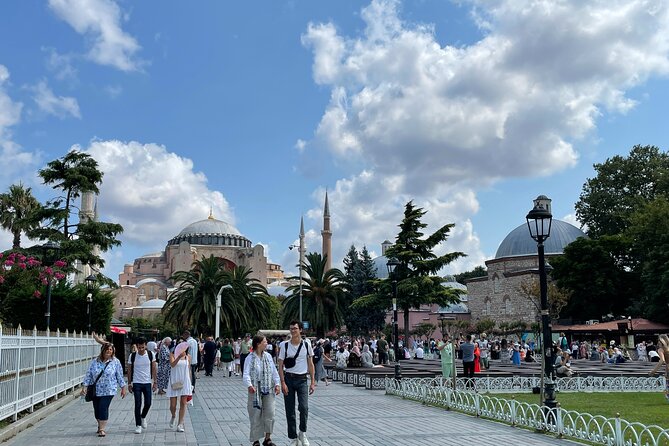 Istanbul Guided Tour Hagia Sophia, Topkapi, Cistern with Tickets - Hagia Sophia: several centuries in one building