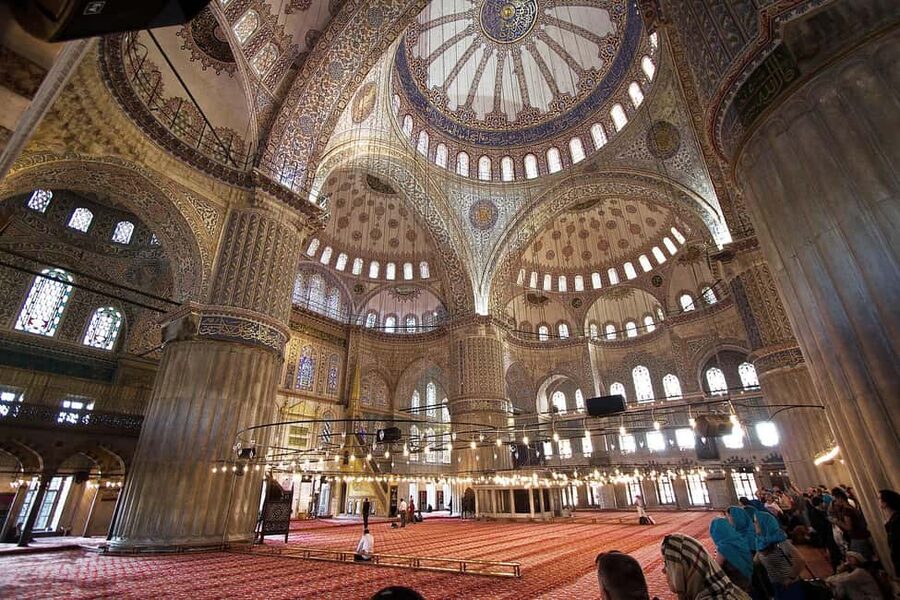 Istanbul: Hagia Sophia and Blue Mosque Tour with Tickets - Is the optional Basilica Cistern worth considering?