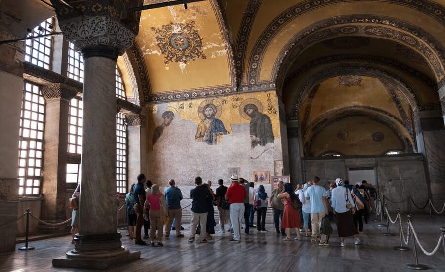 Istanbul: Hagia Sophia & Basilica Cistern Tour with Tickets - Hagia Sophia, where church and mosque meet
