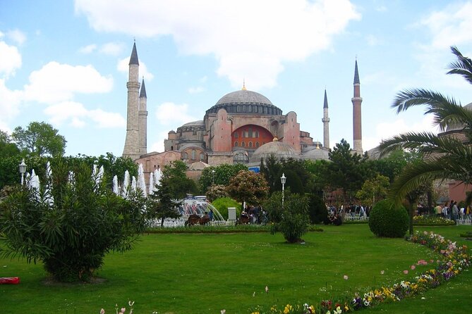 Istanbul: Hagia Sophia & Blue Mosque Guided & Small-Group Tour - Hagia Sophia: the crucial extra-cost decision