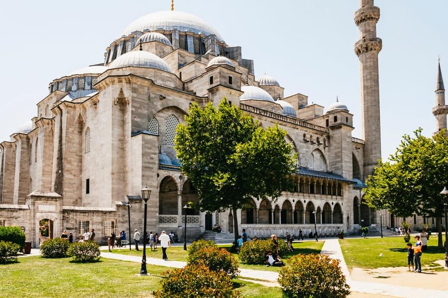 Istanbul: Hagia Sophia, Blue Mosque, Suleymaniye Mosque Tour - Why these three mosques make a good half-day