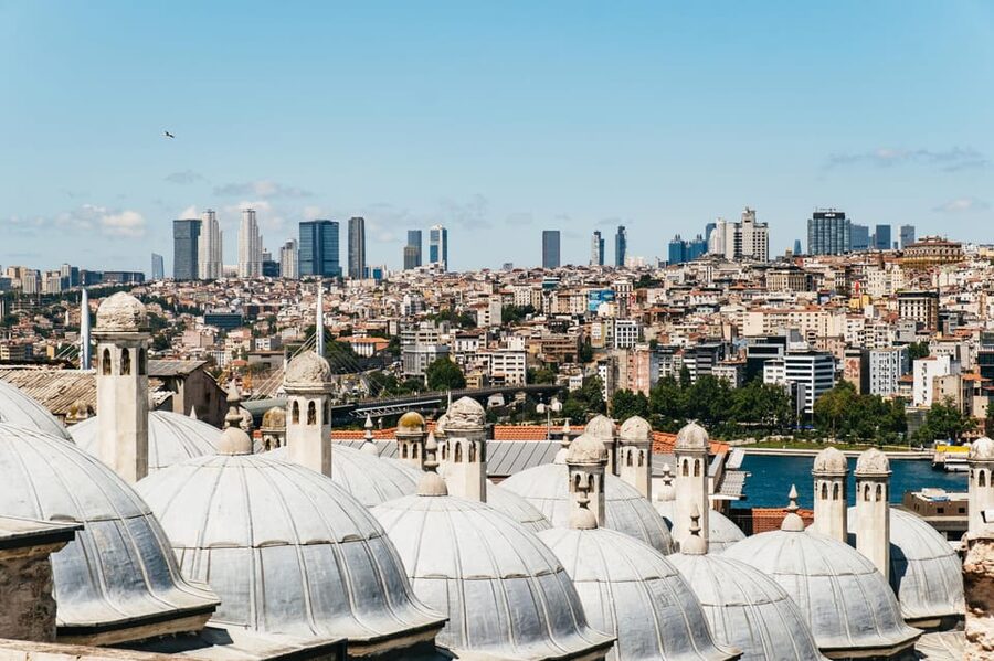 Istanbul: Hagia Sophia, Blue Mosque, Suleymaniye Mosque Tour - Timing, clothing, and practical limits