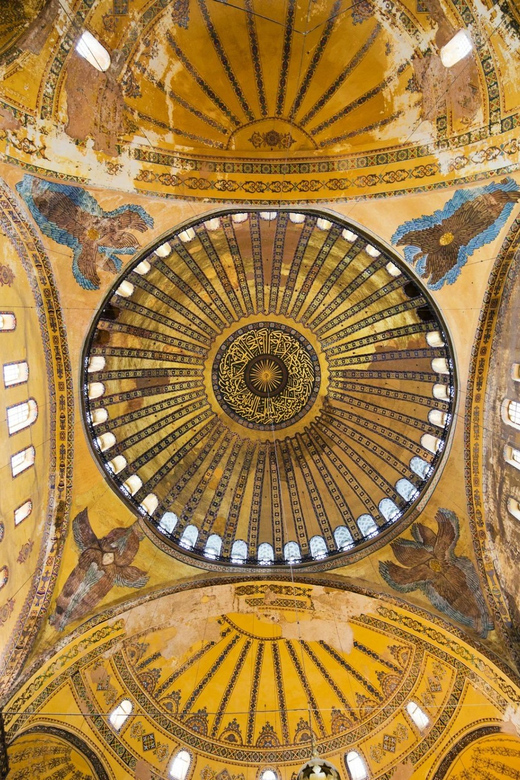 Istanbul: Hagia Sophia Guided Tour with Optional Ticket - Meeting Hagia Sophia across the square