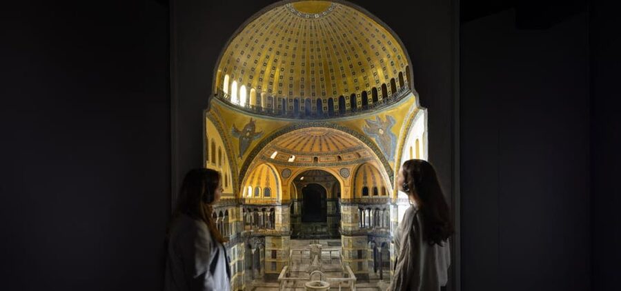 Istanbul: Hagia Sophia Skip-the-Line Ticket & Museum Option - Timing your visit around crowds and prayer