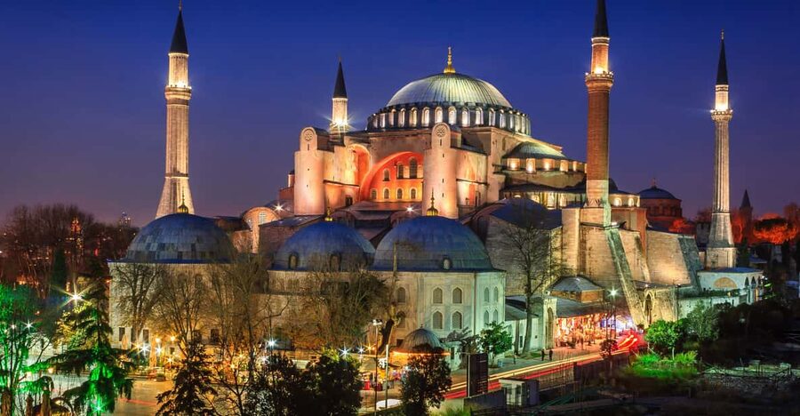 Istanbul: Hagia Sophia Skip-the-Line Ticket with Audio Tour - Choosing a small-group guide instead