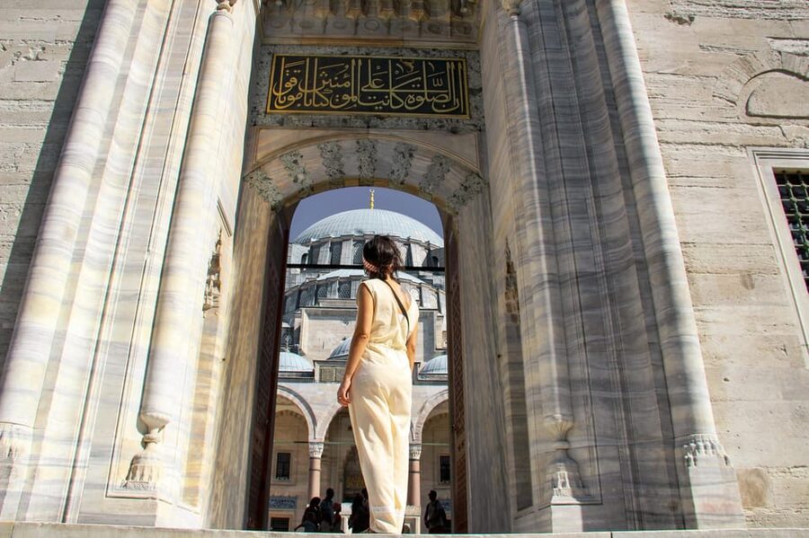 Istanbul: Hagia Sophia Skip-the-Line Ticket with Live Guide - Prayer times and special events matter