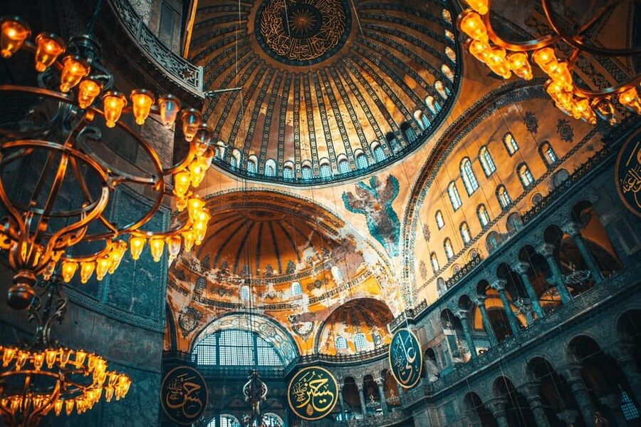 Istanbul: Hagia Sophia Skip-the-Ticket Line & Audio Guide - Why Hagia Sophia still takes your breath away