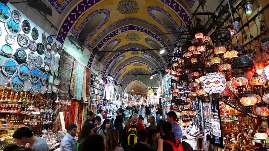 Istanbul: Half-Day Highlights Guided Tour with Transfer - A compact route through Sultanahmet
