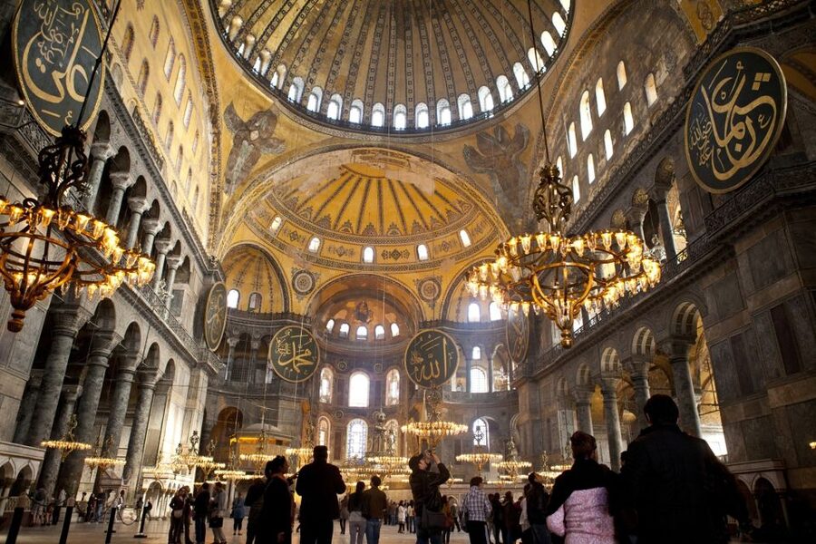 Istanbul: Half-Day Highlights Guided Tour with Transfer - Blue Mosque tiles and Ottoman detail