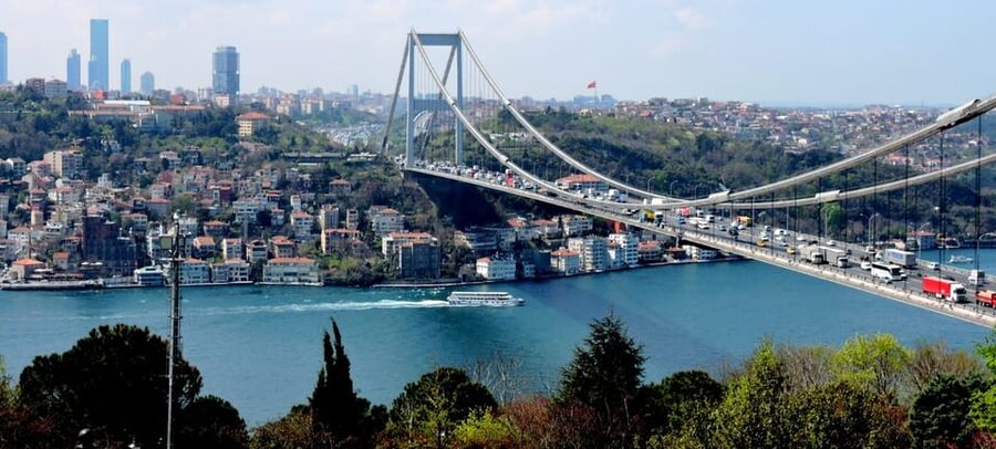 Istanbul Half-Day Tour and Bosphorus Cruise - Practical tips for a smoother four hours