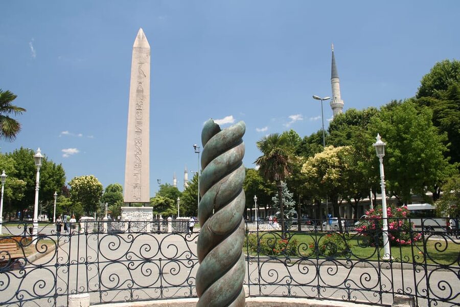 Istanbul: Half-Day Tour Including Hagia Sophia - What the guide and small group add