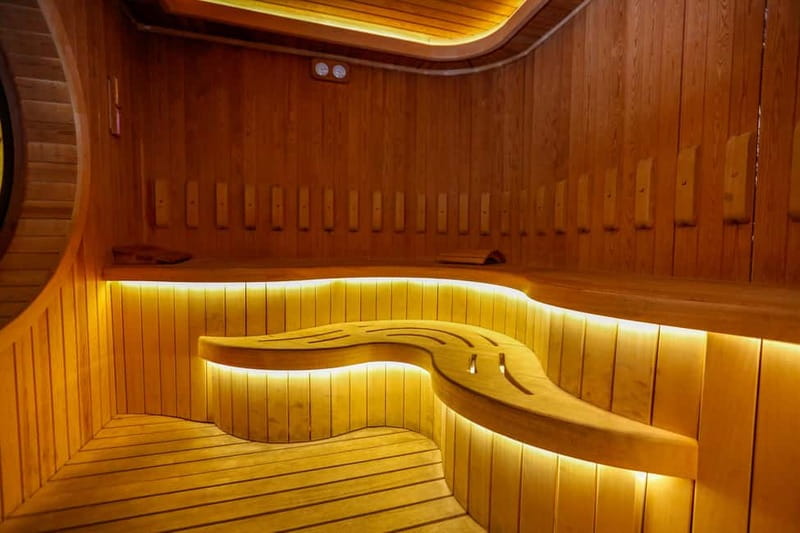 Istanbul: Hammam and Spa Private Turkish Bath Experience - The hammam setting and Sultan Suleyman location