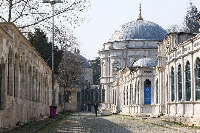 Istanbul Highlights Bosphorus Stops 1 +2 (Europe + Asia) - Three Ottoman mosque stops on the Asian side