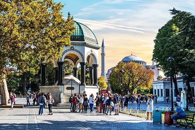Istanbul Highlights: Half Day Morning Tour - The Hippodrome: where sport became politics