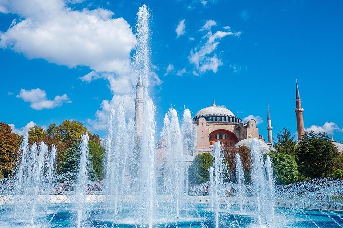 Istanbul Historical Tour with Guide, Lunch and Transfers - The guide can make or break the day