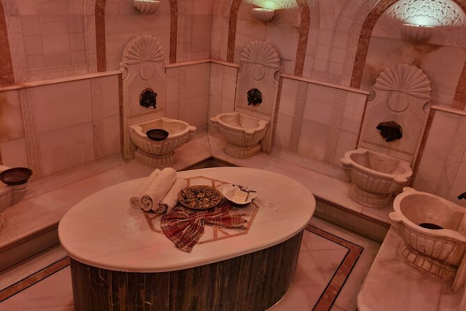 Istanbul : Historical Turkish Bath Experience in Old City - The optional 30-minute massage