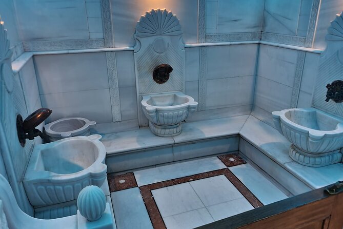Istanbul : Historical Turkish Bath Experience in Old City - Timing, delays, and the real pace of the visit