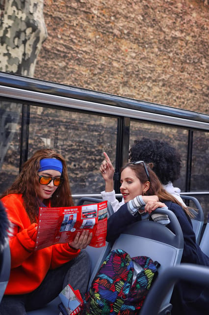 Istanbul: Hop-On Hop-Off Bus Ticket - Beşiktaş Bazaar and Taksim Square