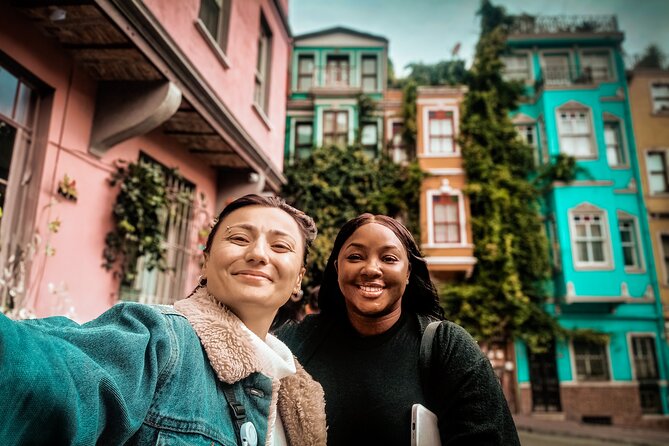 Istanbul in Colors: Balat Tour - Forty-five minutes through Fener and Balat