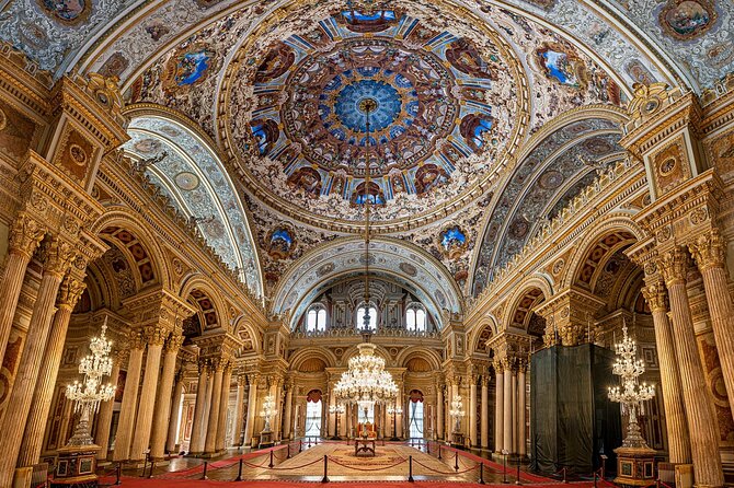Istanbul Islamic Heritage Tour: Sacred Tombs & Eyup Sultan Mosque - Eyup Sultan Mosque, the heart of the day