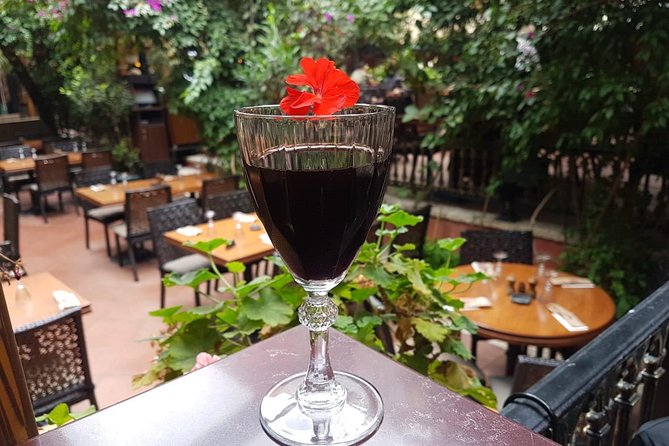 Istanbul Kadikoy Private Food Tour with 12+ Local Tastings - What you are likely to eat and drink