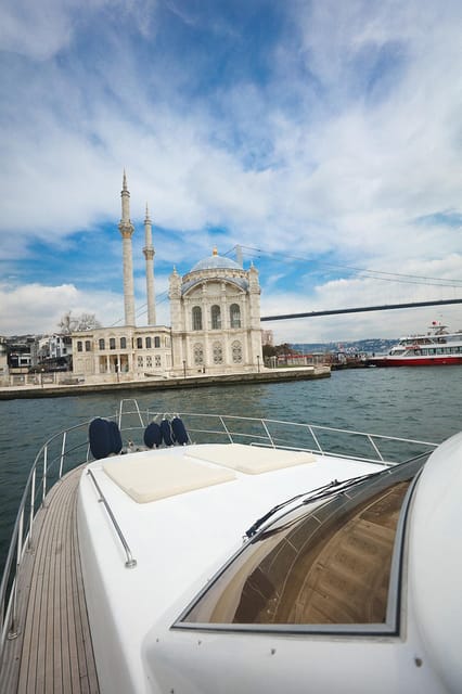 Istanbul: Luxury Yacht Tour at Sunset w Snacks - Is $23 a fair price?