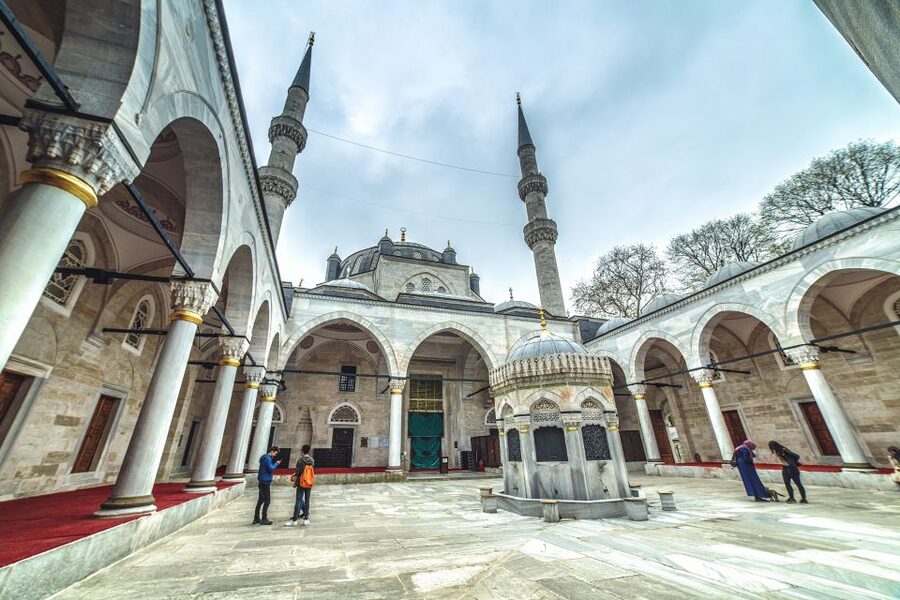 Istanbul: Maiden Tower visit, Istanbul Europe & Asian Tour - Starting at Tophane and crossing Istanbul by ferry