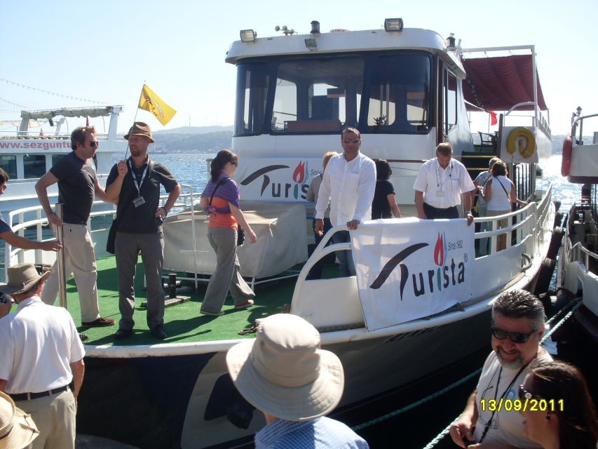 Istanbul: Morning Bosphorus Boat Tour with Spice Bazaar - Why the Bosphorus makes this morning special