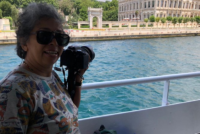 Istanbul Morning Tour: Bosphorus Yacht Cruise with Asia Stop - Küçüksu Pavilion, a small Ottoman hunting lodge