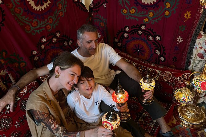 Istanbul Mosaic Lamp Workshop in Grand Bazaar - The most important price detail: the lamp costs extra