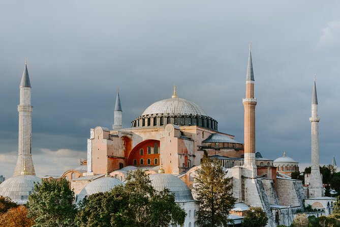 Istanbul Mosques Walking Tour: Hagia Sophia and Blue Mosque - Suleymaniye Mosque: the quieter architectural prize