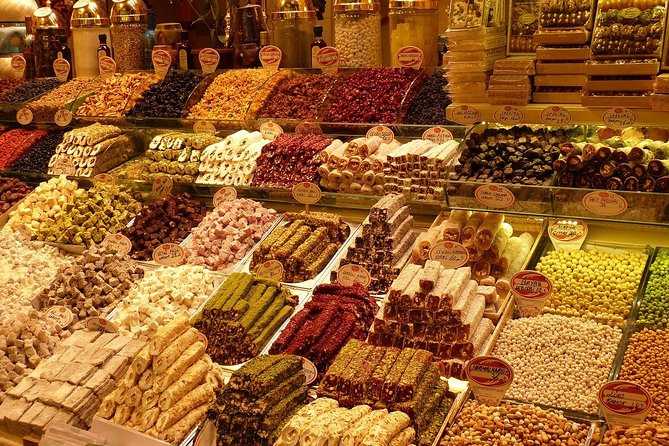 Istanbul Off the Beaten Path Tour with Guide, Lunch and Transfers - Tahtakale Market and a local-style lunch