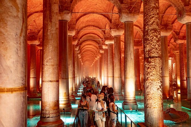 Istanbul Old City: Basilica Cistern - Blue Mosque - Grand Bazaar - Finishing at the Grand Bazaar