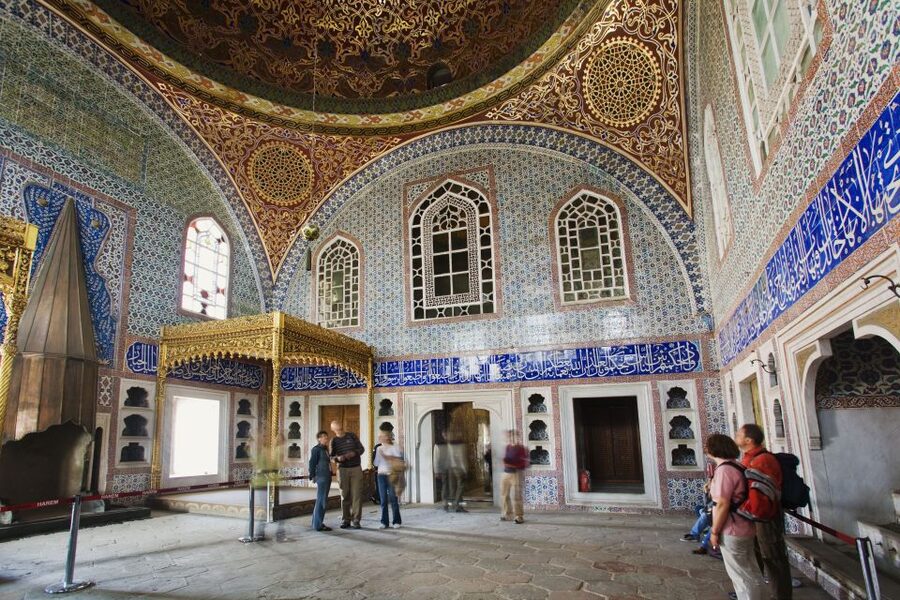 Istanbul Old City to Grand Bazaar Tour - Pickup, transport and the shape of the day