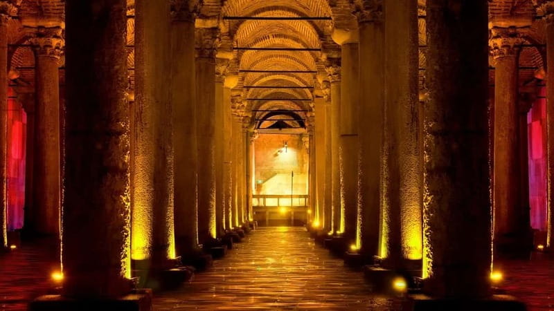 Istanbul: Old City Walking Tour - Small Group - The Hippodrome: more than an open square