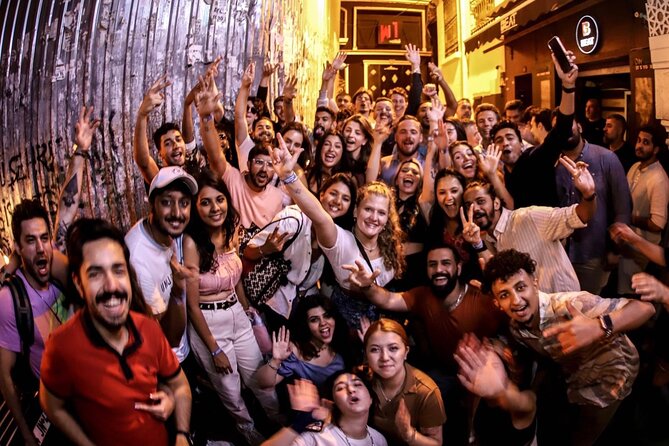 Istanbul Party Pub Crawl with Party Bus in Sultanahmet and Taksim - The party bus ride toward Taksim