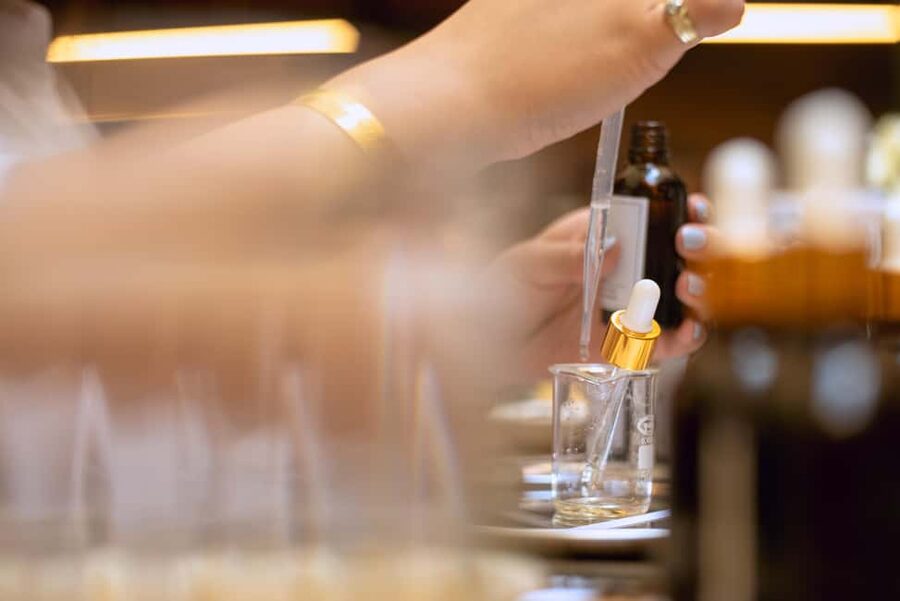 Istanbul: Perfume Making Workshop with Snacks and Drinks - What the $23 price really includes