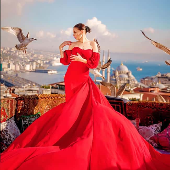Istanbul: Photoshoot with Professional Photographer - Route 2: Galata Tower, Galat Bridge, and Karakoy