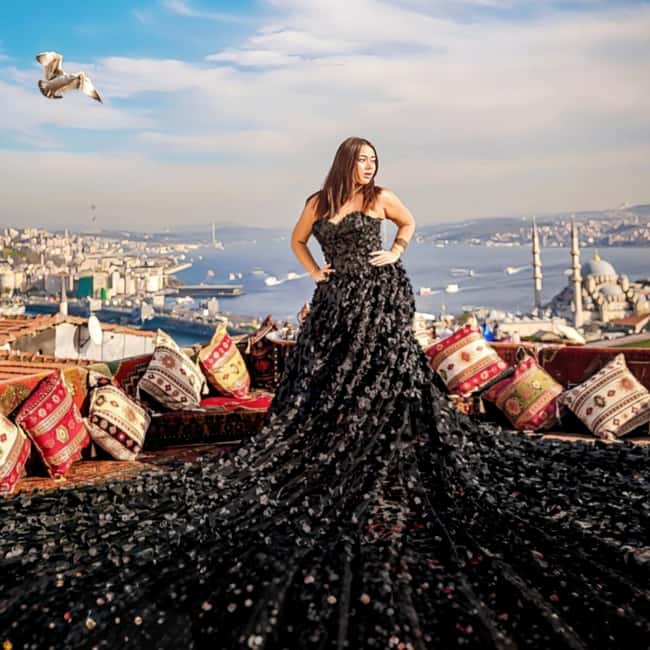 Istanbul: Photoshoot with Professional Photographer - Route 4: Rooftop, flying dress, and Lightroom session