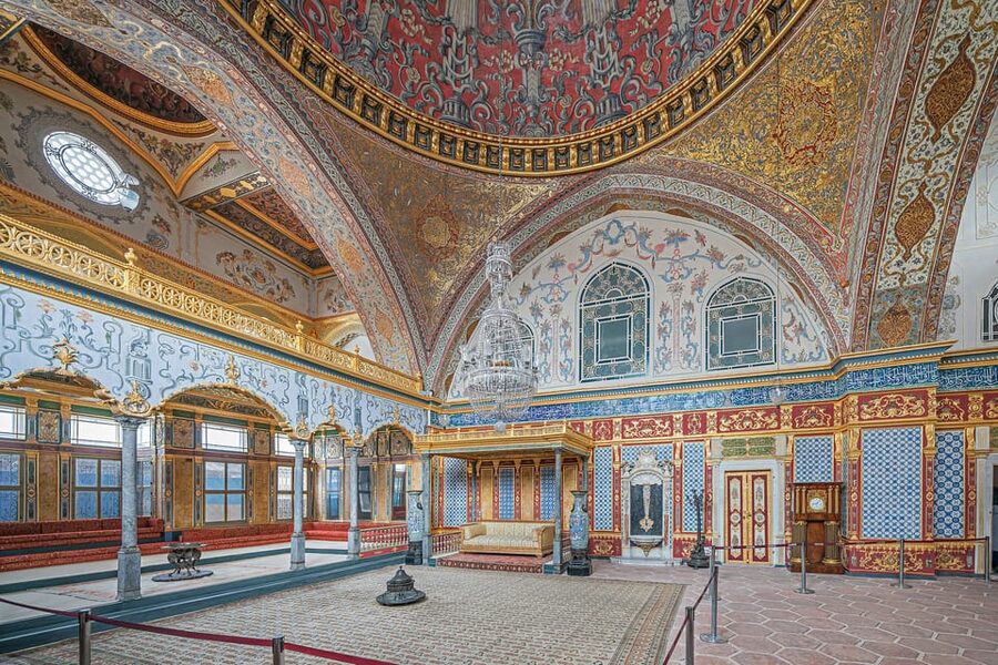 Istanbul Port: City Sights Tour for Cruise Ship Passengers - Walking, crowds, and the real pace of the day