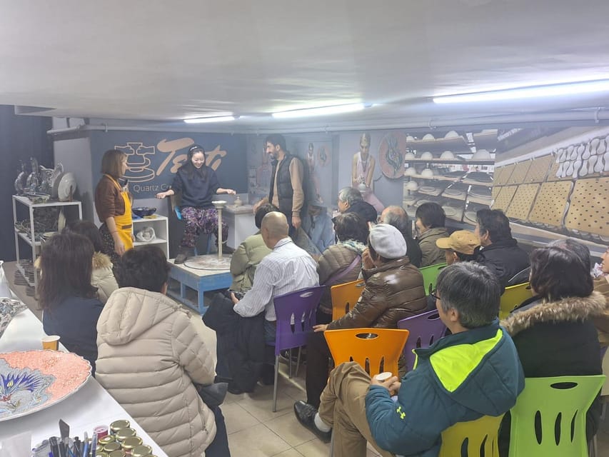 Istanbul: Pottery Workshop - Starting at Testi Quartz Ceramic in Fatih