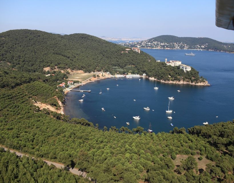 Istanbul: Princes' Islands Tour with Lunch and Transfers - Lunch on the boat, with sensible expectations