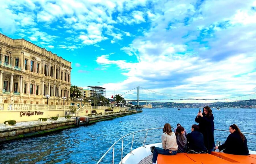 Istanbul: Private Bosphorus Cruise on Luxury Yacht - Galata Bridge and Golden Horn views