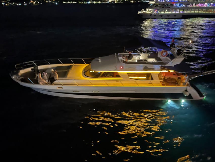 Istanbul: Private Bosphorus Cruise on Luxury Yacht - Dolmabahce Palace and Ciragan Palace
