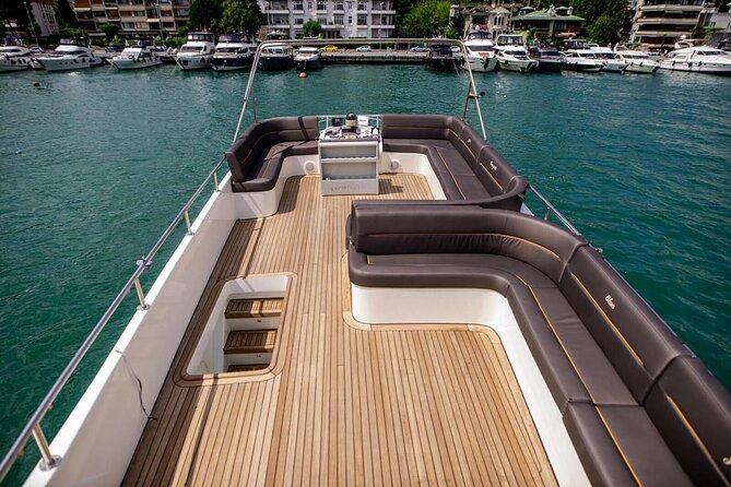 Istanbul: Private Bosphorus Tour On Luxury Yatch - Maiden’s Tower in the strait