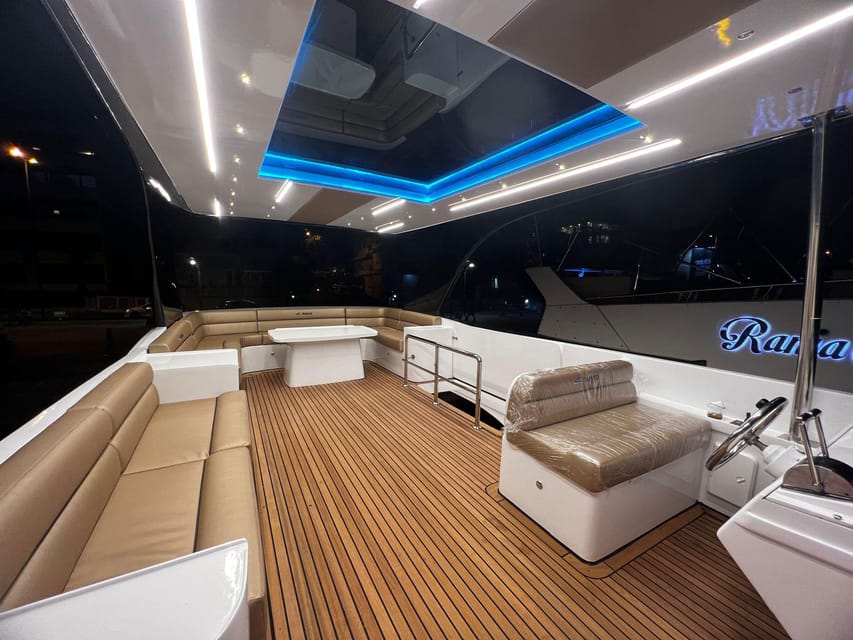 Istanbul: Private Bosphorus Yacht with Tour Guide and Snacks - Dolmabahce Palace and the European shore