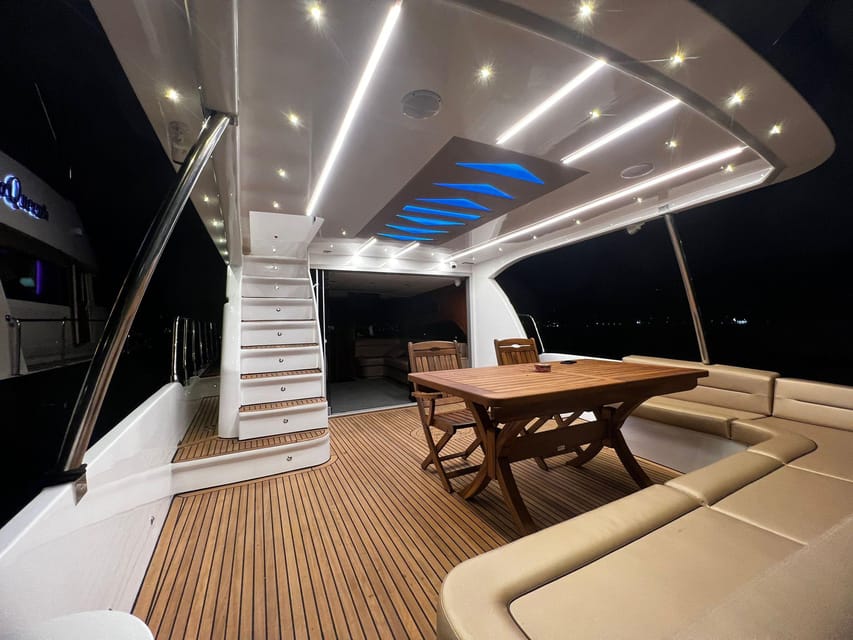 Istanbul: Private Bosphorus Yacht with Tour Guide and Snacks - Best time, group size, and comfort