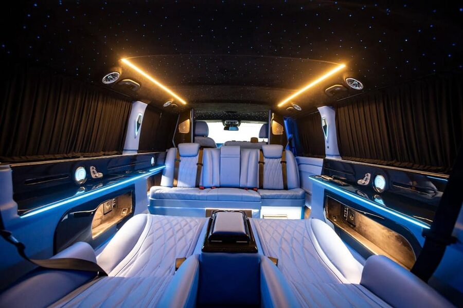 Istanbul: Private Chauffeur-Driven Car Hire - Grand Bazaar stops without a fixed shopping schedule
