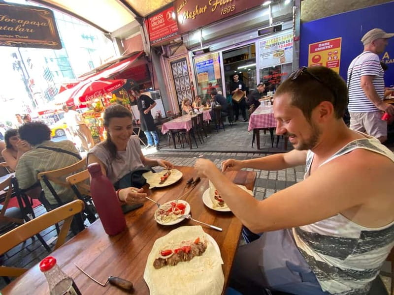 Istanbul: Private Food and City Tour with a Local Host - Why this food tour feels different from a standard Istanbul sightseeing day